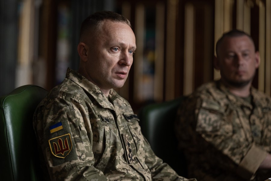 Ukraine's Zelenskyy Weighs Replacing Top General Amid Political Crisis and Protests