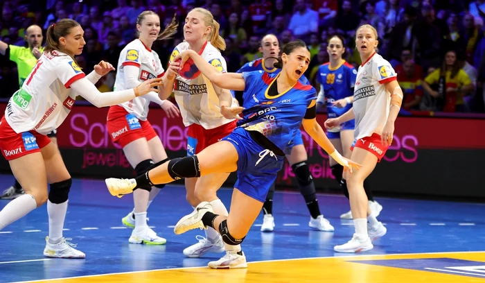 România perseverează în competiție (FOTO: Sportpictures)