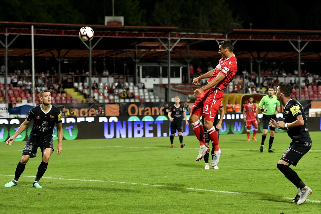 
    Alb-roşii au câştigat pentru a treia oară puncte pe final de meci şi asta demonstrează o tărie morală peste ce suntem obişnuiţi să vedem în Liga 1FOTO: Sportpictures.eu  