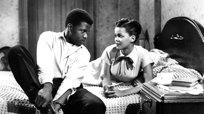 Mildred Joanne Smith, alături de Sidney Poitier în filmul „No Way Out“ FOTO Everett Collection/ The Hollywood Reporter