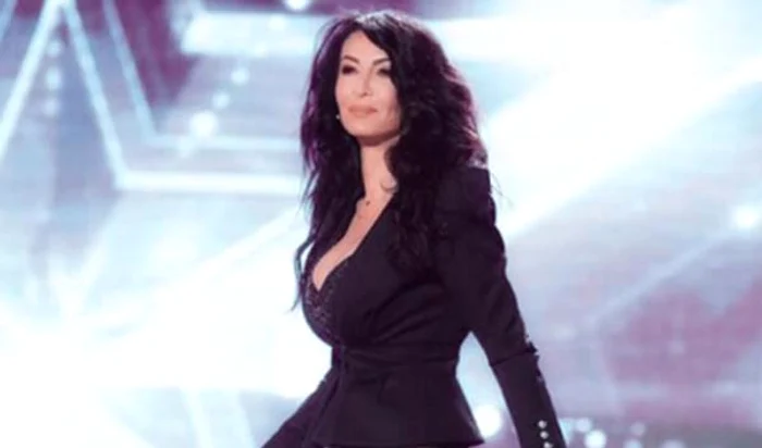 Scaunul are o formă mai specială