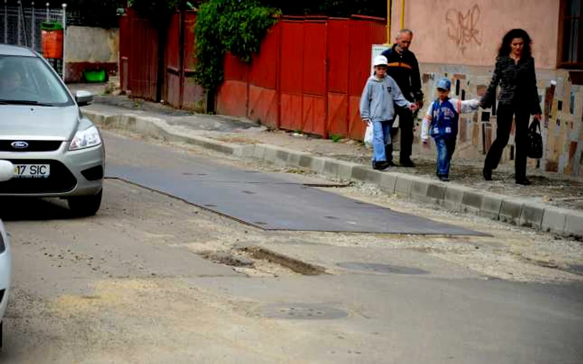 Conducerea Primăriei vrea să verifice lucrările de asfaltare din ultimii ani
