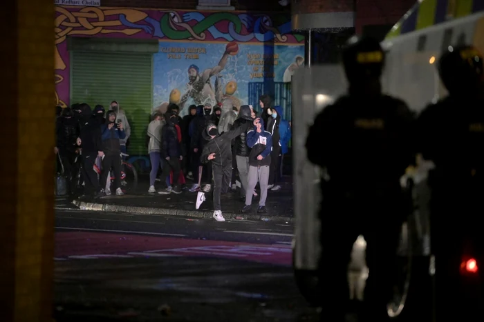 De mai multe zile, Irlanda de Nord se confruntă cu proteste Proteste violente FOTO: Getty Images