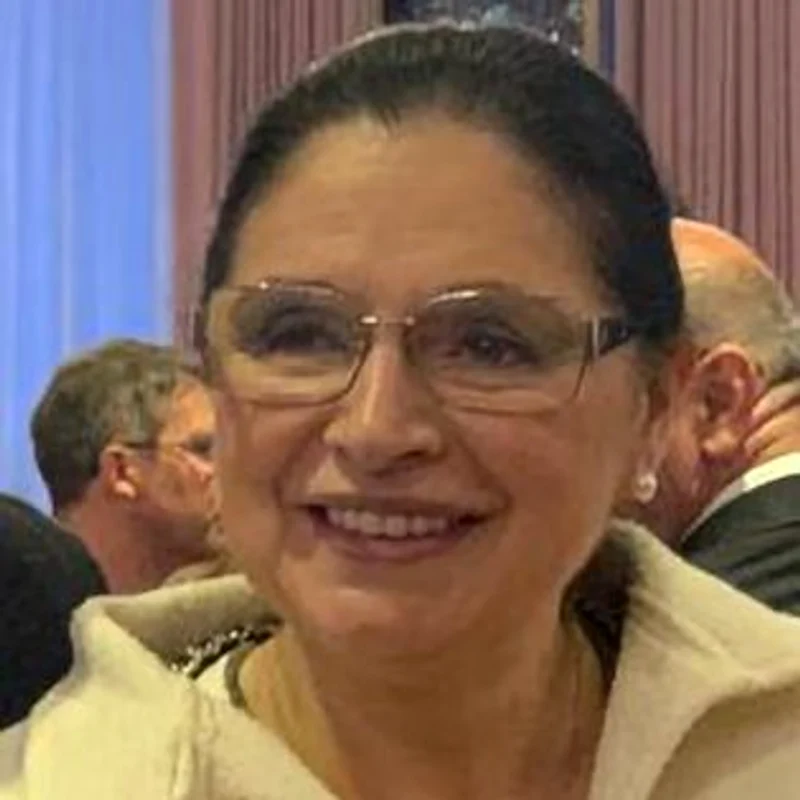 gina patrascu 8 jpg