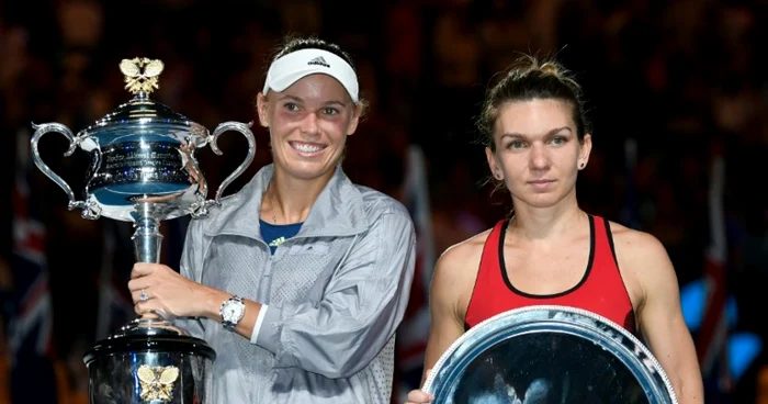 Caroline Wozniacki și Simona Halep s-au întâlnit în finala Australian Open 2018. Foto AFP 