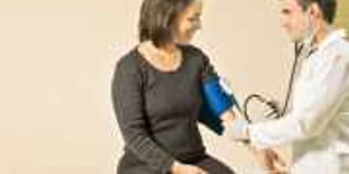 Dieta grasă şi bogată în dulciuri  afectează vasele de sânge încă  din primii zece ani de viaţă