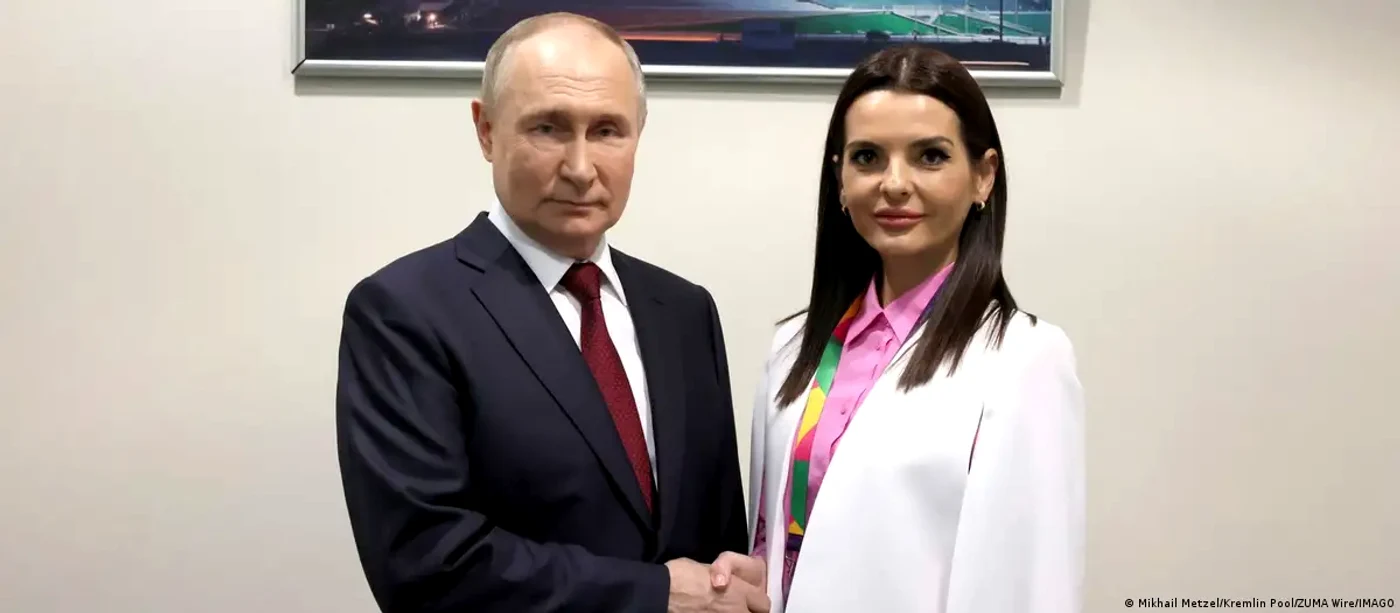 Evghenia Guțul și Vladimir Putin, în martie la Soci, în Rusia