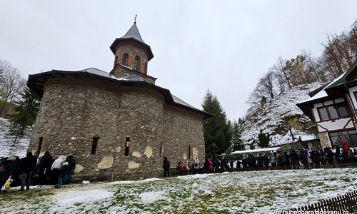 Mănăstirea Prislop  Foto Daniel Guță  ADEVĂRUL (66) jpg