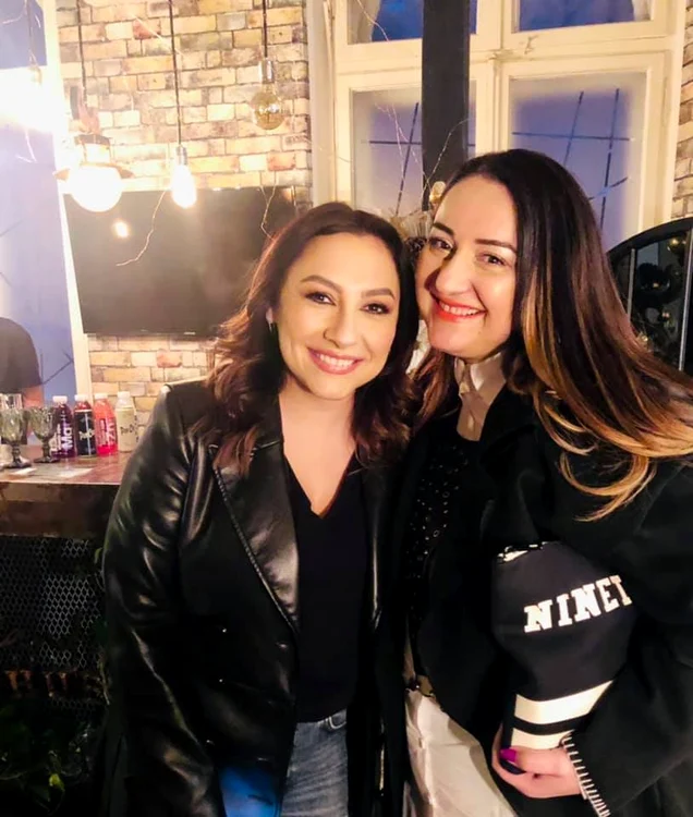 
    Andra și prietena ei, Andreea Legefoto: Instagram  