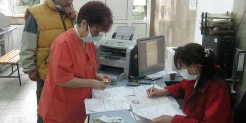 Târgovişte: Personalul medical şi-a luat primele măsuri de stopare a virusului