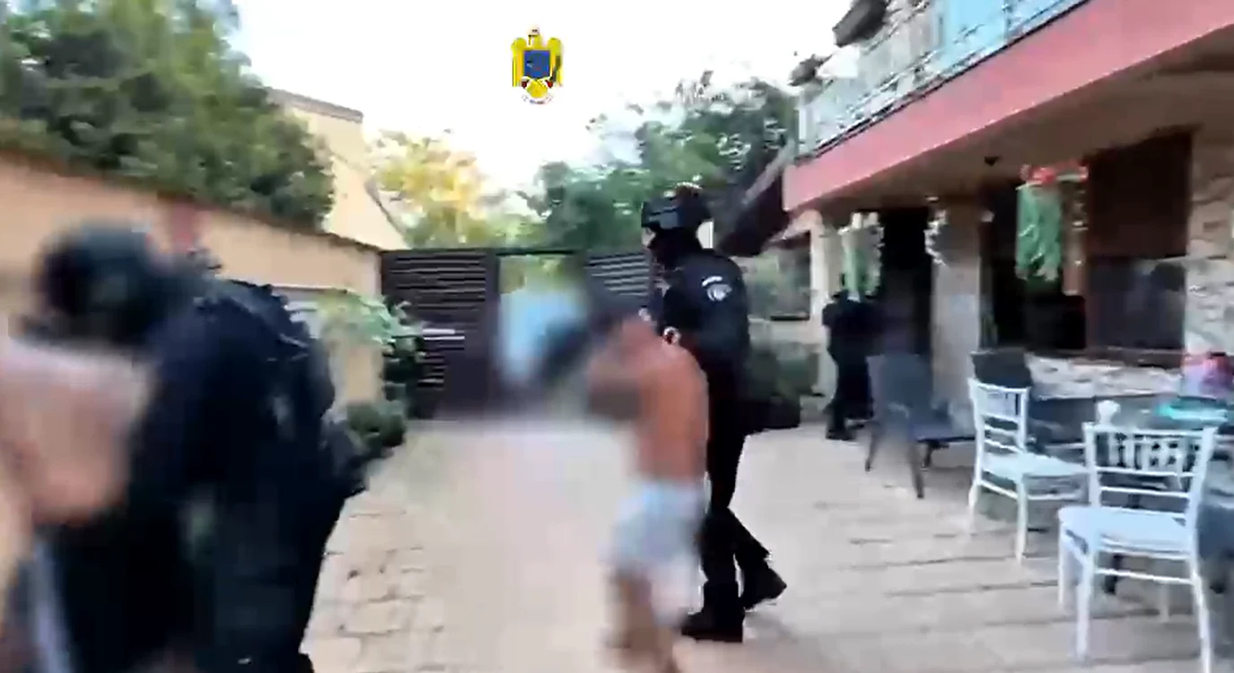 Percheziții în Capitală Foto: captură video