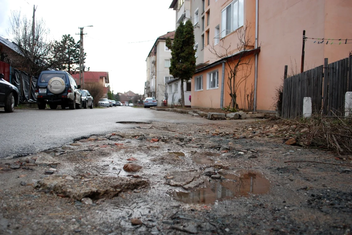 Strada „Luceafărului“ va fi reabilitată ultima oară FOTO: Adevărul