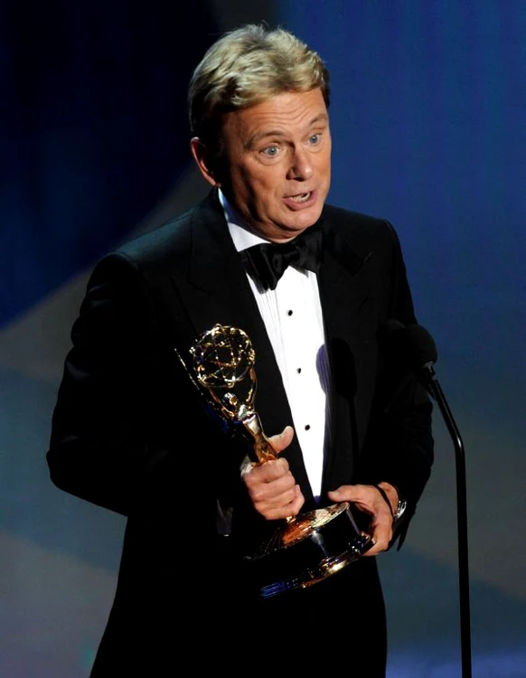 Pat Sajak a lucrat la stația de radio a armatei, în timpul războiului din Vietnam