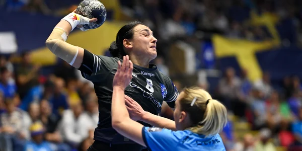 Cristina Neagu  CSM Bucuresti si SG BBM Bietigheim Mediafax Foto Eduard Vinatoru