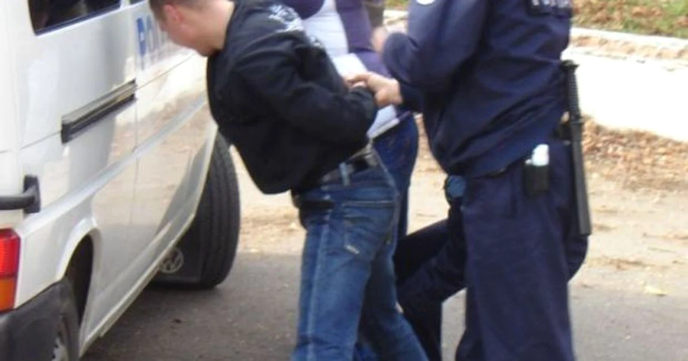 Doi poliţişti rădăuţeani au fost agresaţi de un tânăr beat. FOTO: Arhivă Adevărul