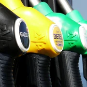 benzina motorina petrol jpg