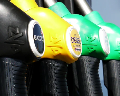 benzina motorina petrol jpg