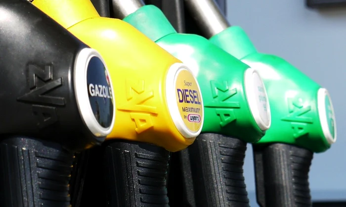 benzina motorina petrol jpg