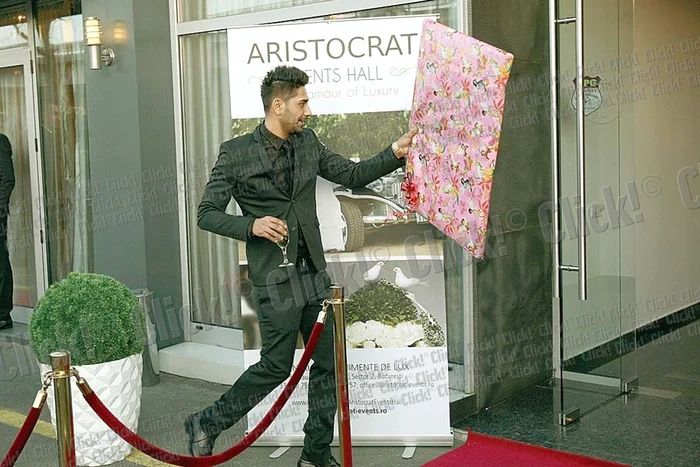 Rodica, mama lui  Connect-R, o prezență  elegantă la botez