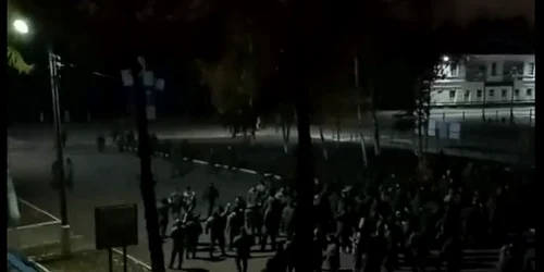 Protest la o baza militara din Rusia Captura Twitter jpg