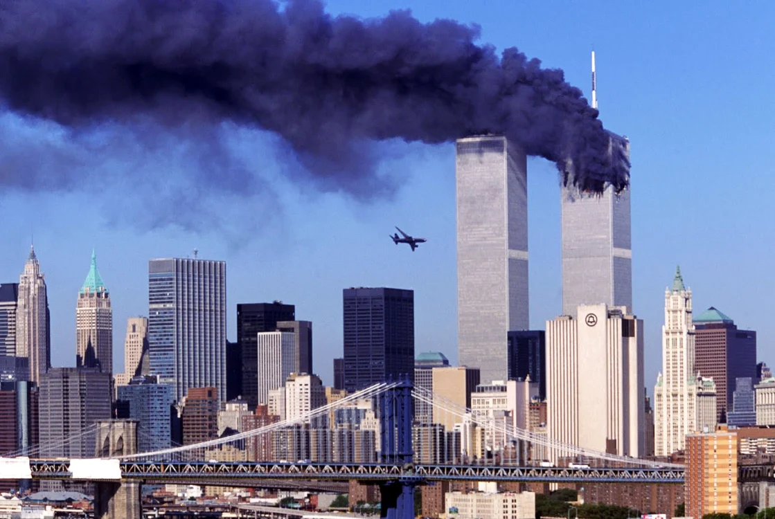 Peste 3000 de oameni au murit în atentatele teroriste de la 11 septembrie 2001