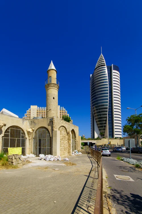 Moscheea Masjid Al-Saghir din Haifa, Israel FOTO Shutterstock