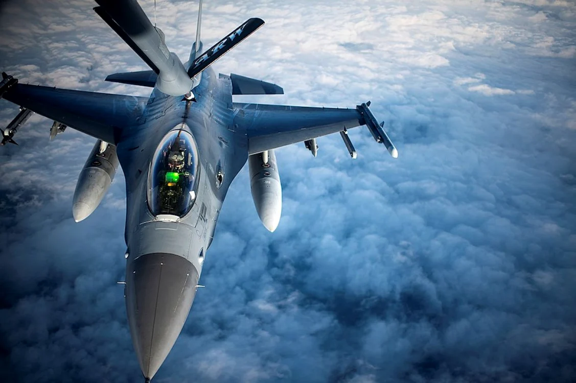 f-16