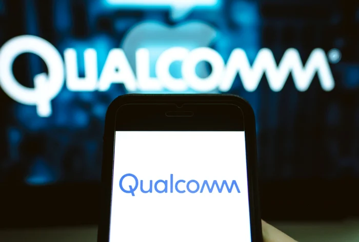 Smartphone cu procesor Qualcomm. FOTO Shutterstock