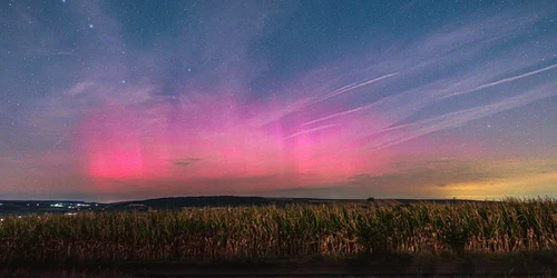 Aurora boreală la Fanatele Clujului  Foto Facebook Bogdan Lăpăduș Astronomie de amatori jpg