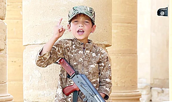 Copiii de 3 până la 5 ani stau cu mamele la „grădiniţa” de vară