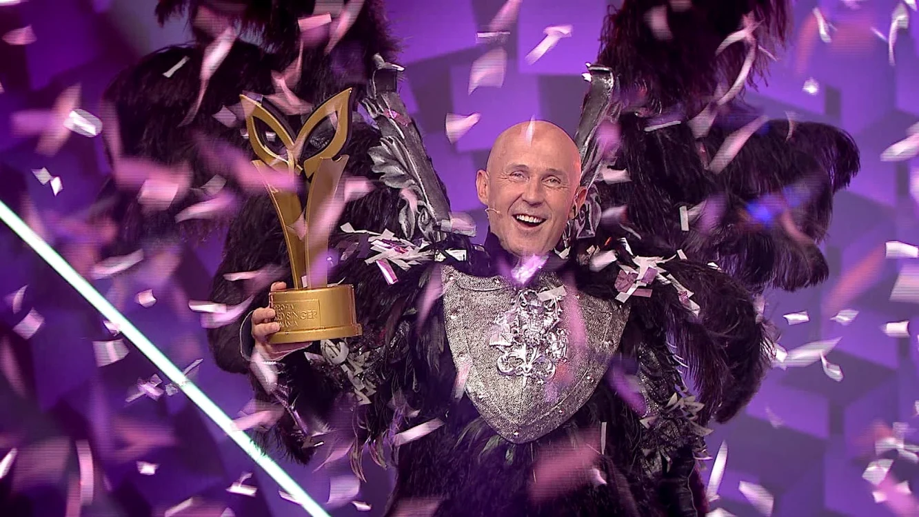Mugur Mihăescu a fost Corbul și a câștigat Masked Singer România