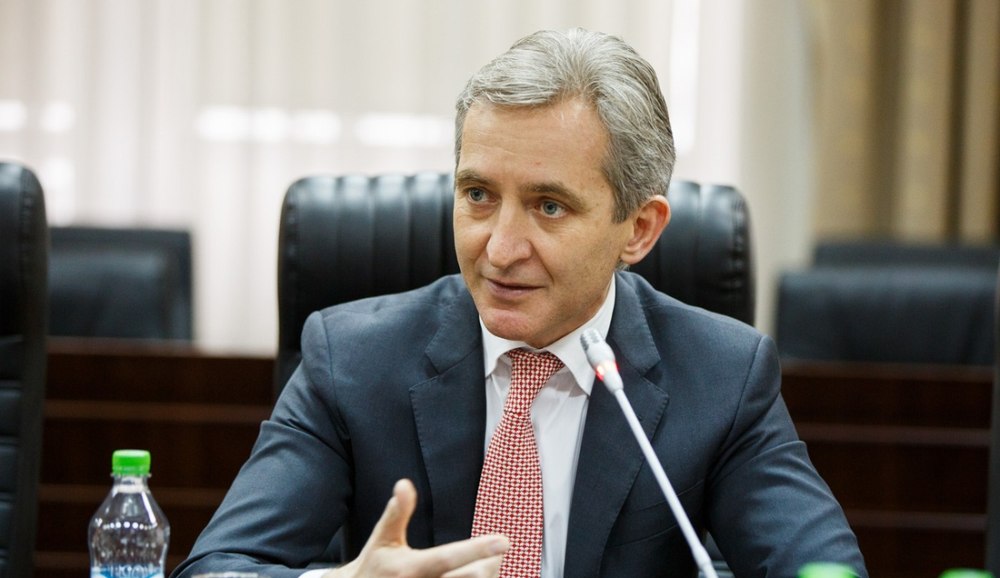 Un fost premier moldovean, printre cei acuzaţi în dosarul concesionării Aeroportului Internaţional Chişinău