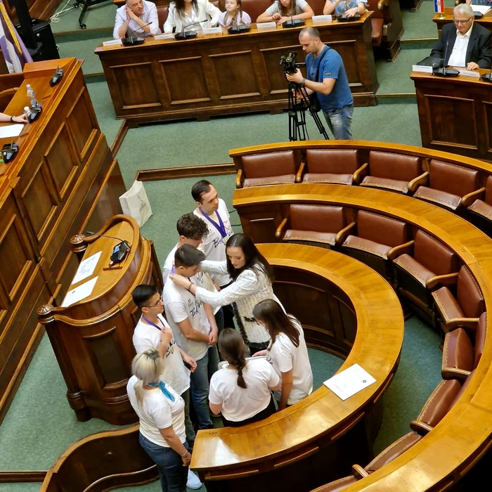 Elevii au fost premiați în Serbia FOTO: arhiva prof. Aurel Chiriță