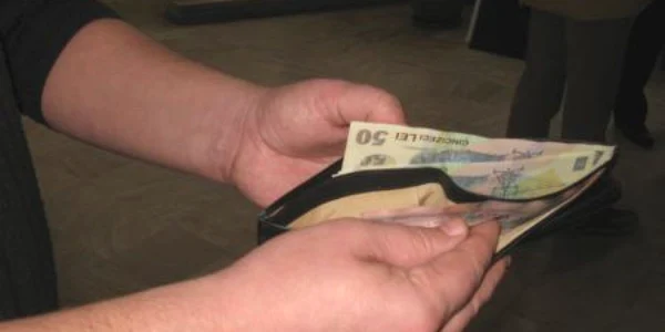Fiecare câştigător poate primi înapoi maximum 250 de lei