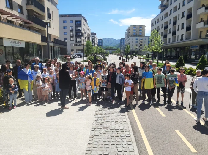 Ucrainenii refugiaţi la Braşov au cântat pentru pace FOTO Ioan Buciumar