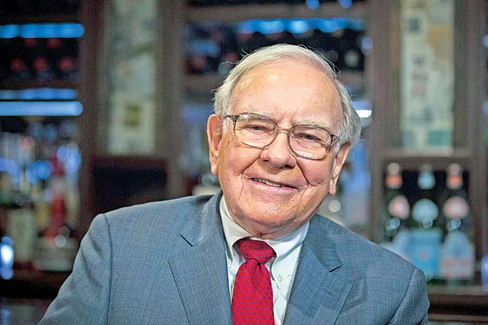 Miliardarul Warren Buffett îţi spune care sunt cele mai simple metode să rămâi cu portofelul plin