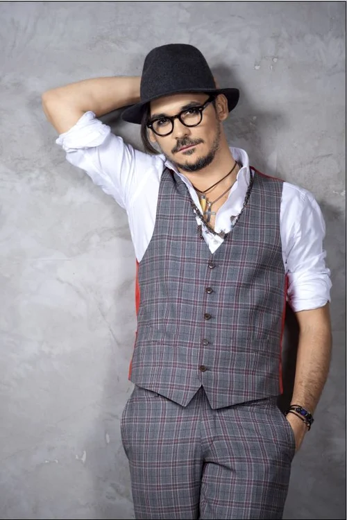 4 razvan simion seamana cu johny depp 1 jpg jpeg