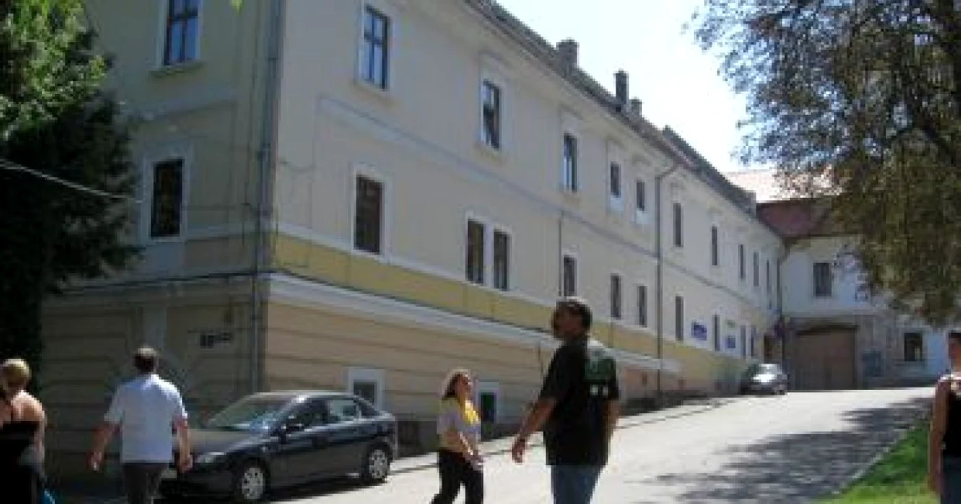 Alba Iulia: Arhitectură militară pentru clădirea comisariatului