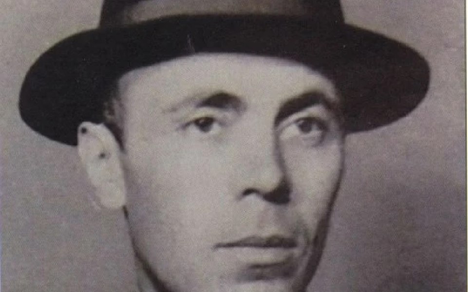Ultimul haiduc al anilor '50, trădat de femeia iubită. Ieșise din ascunziș și venise la ea să-i spună visul premonitoriu 