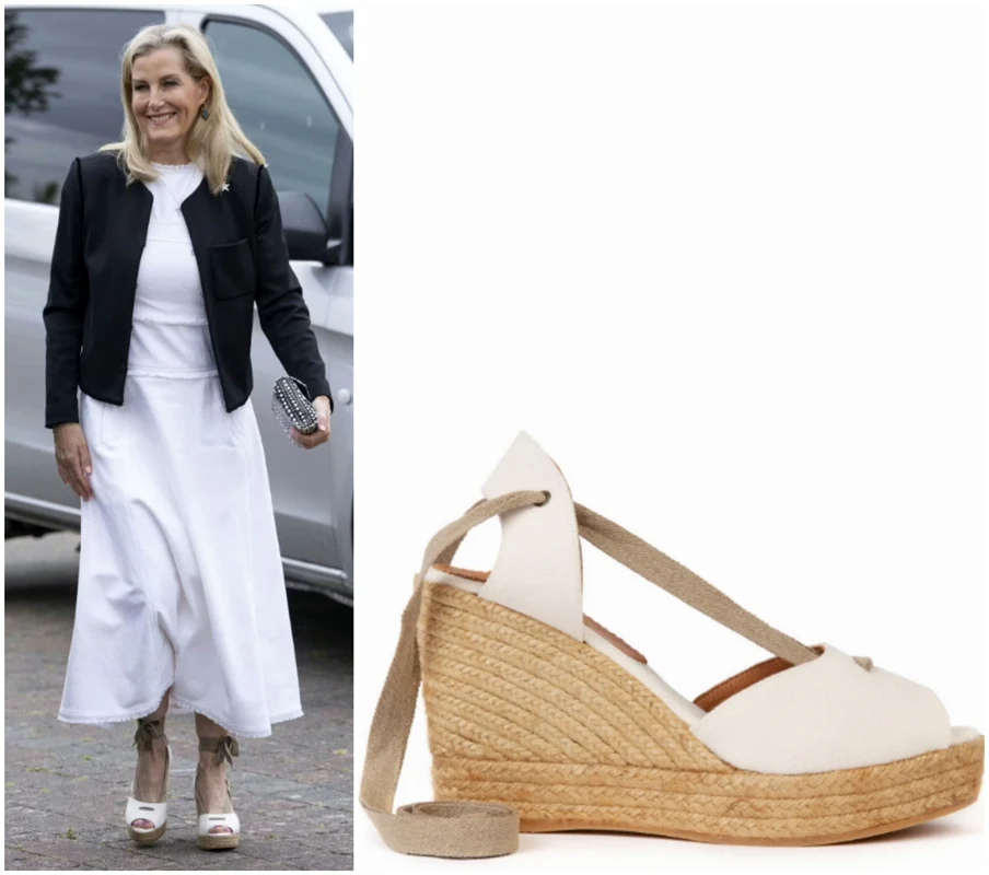 Ducesa Sophie cu sandale Penelope Chilvers