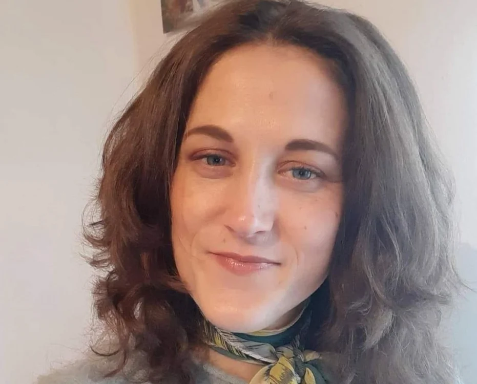 Olguţa Ilie, profesoară de istorie, a fost diagnostică cu o afecţiune gravă FOTO Facebook/Olguţa Ilie