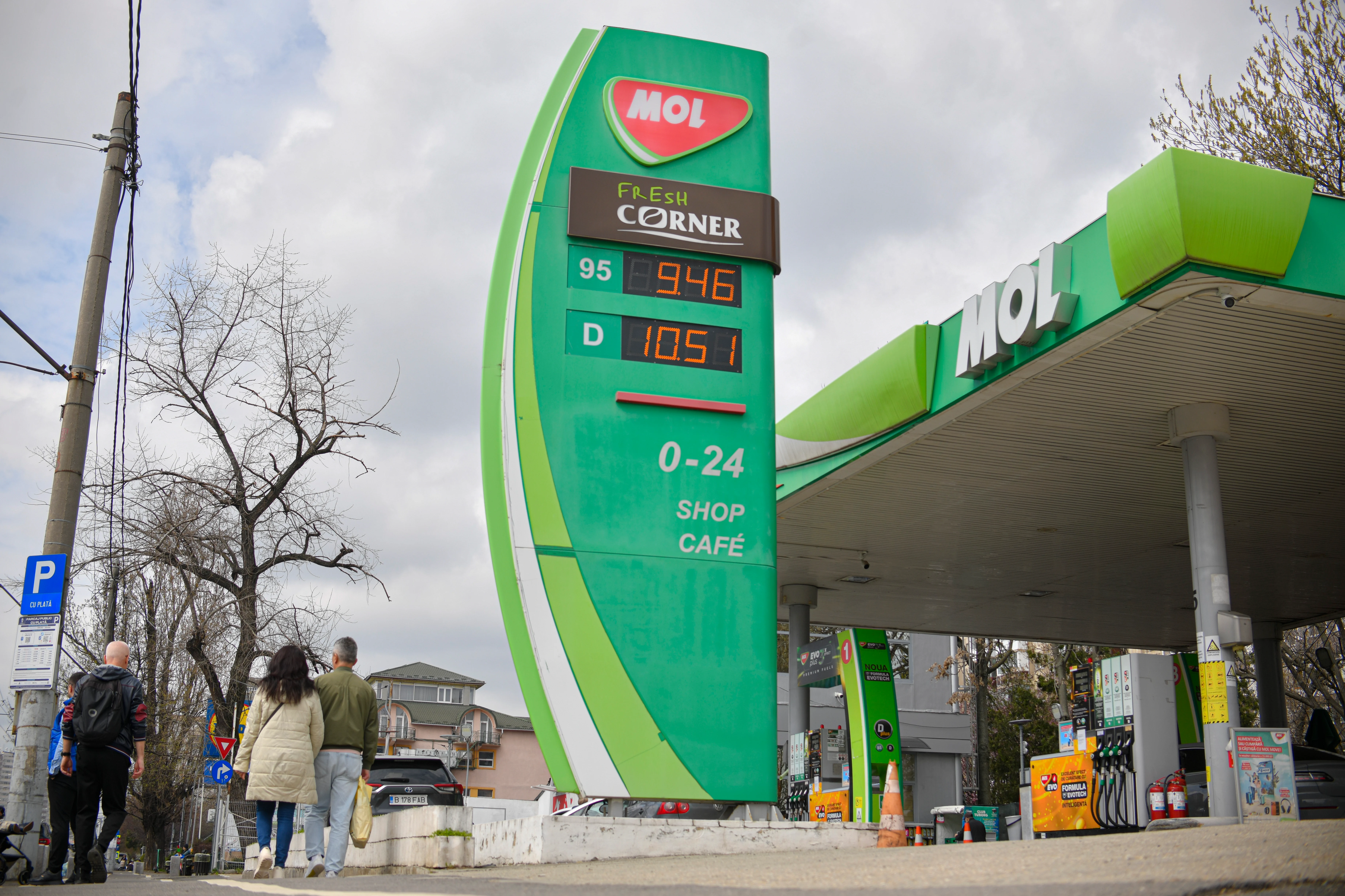 Guvernul reduce acciza la motorină cu 30 de bani și limitează actualizarea prețurilor la o dată pe zi. Măsura va fi adoptată vineri