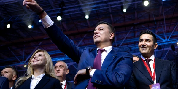 Grindeanu și Claudiu Manda FOTO Inquam / Alexandru Nechez