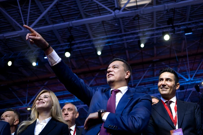 Grindeanu și Claudiu Manda FOTO Inquam / Alexandru Nechez