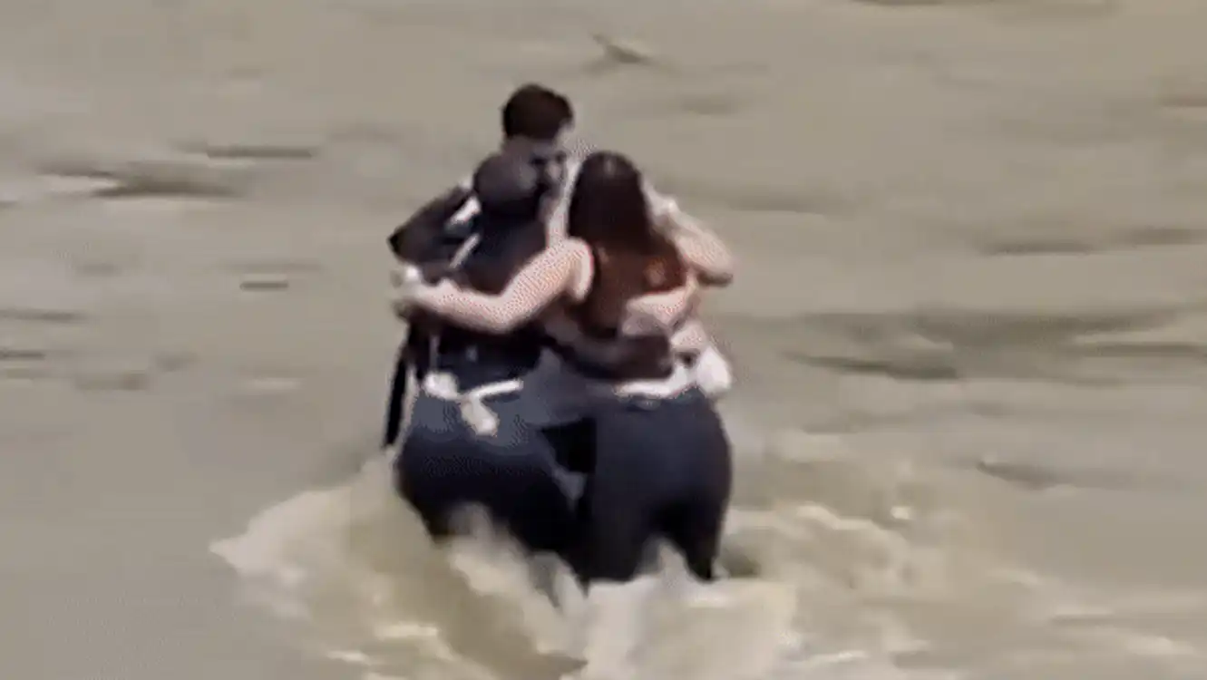Tineri gif