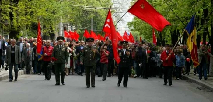 Istoricii care au semnat Memoriul resping noţiunea de eliberare de către sovietici Foto: Adevărul