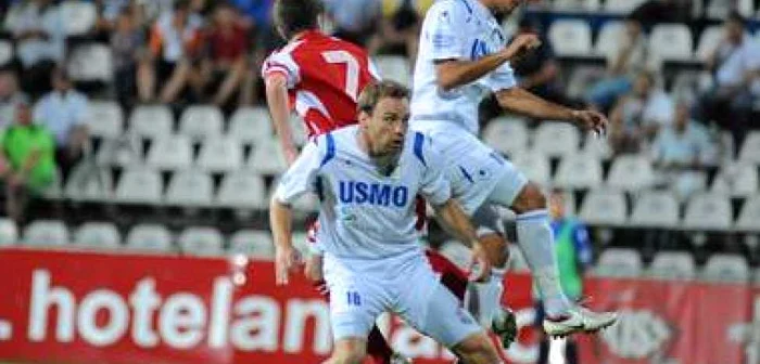 Târgu-Jiu: Pandurii au început jocul cu Dinamo fără Martinovic