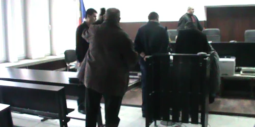 arestare la tribunalul caras severin