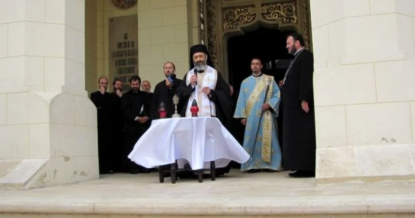 Slujba va fi oficiată de ÎPS Irineu, Arhiepiscopul de Alba Iulia 