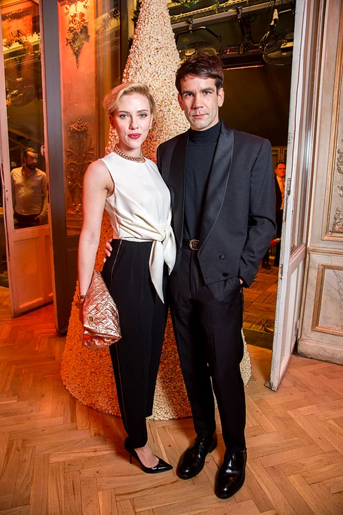 scarlett johansson and romain dauriac gettyimages 630112078 jpg jpeg